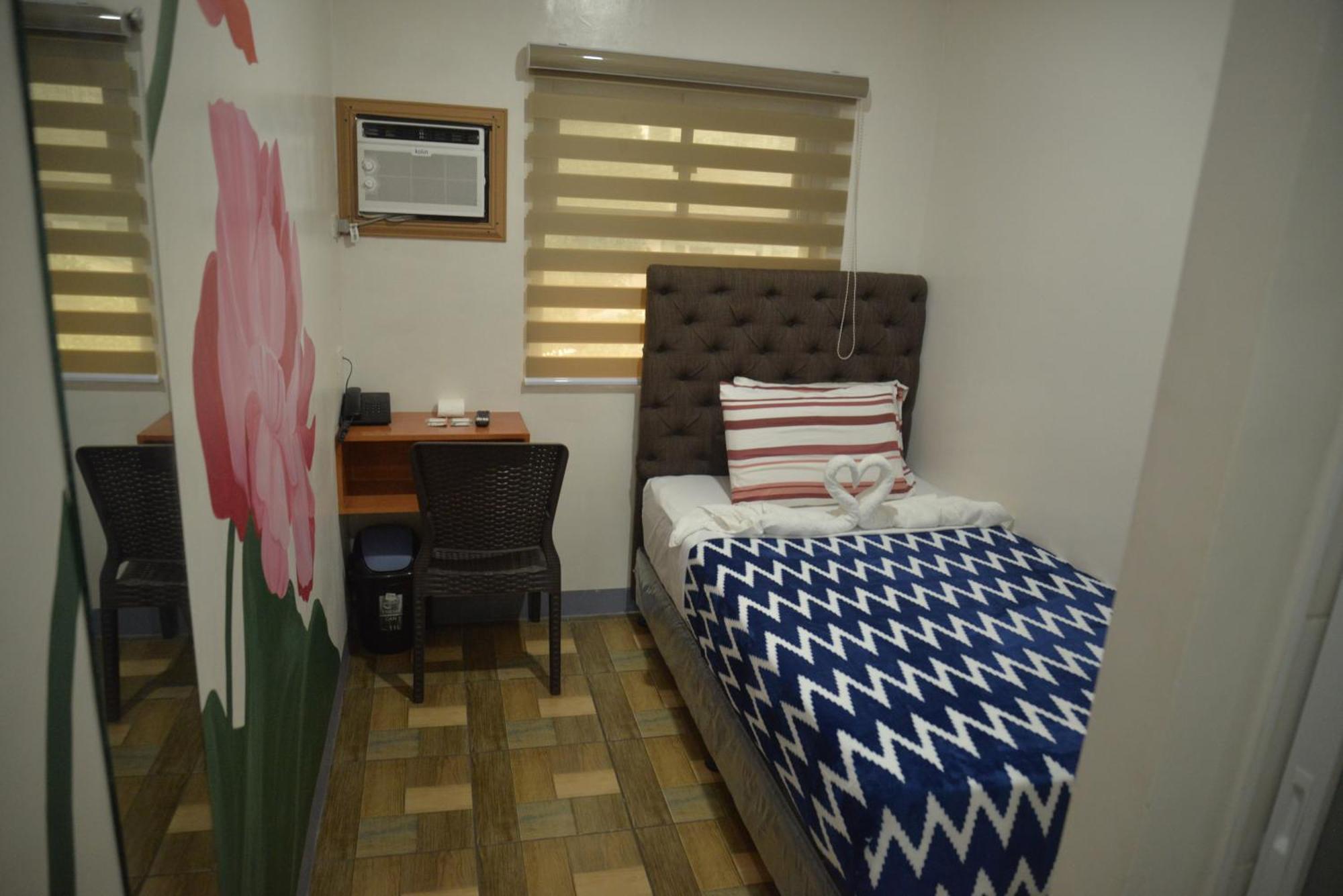 Fb Dormitel Suites Cagayan de Oro Exteriér fotografie